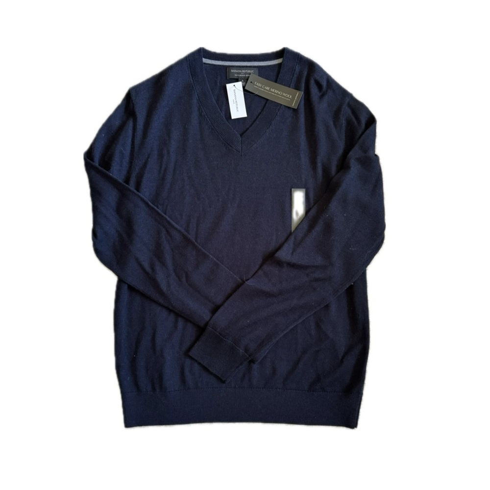 ❌Banana Republic merino wool v-neck sweater❌